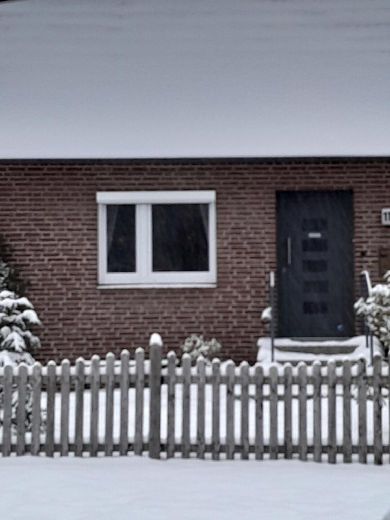 Tannenquartier - Ihr Ferienhaeuschen Apartment Gross Gronau Luaran gambar